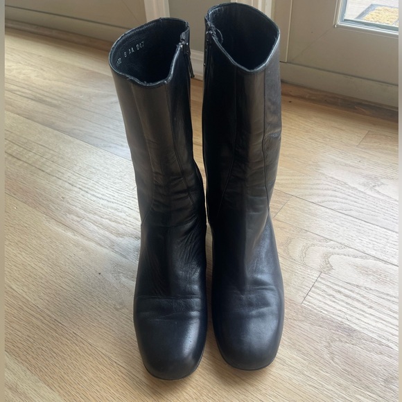 COLE HAAN City Short Boots - Picture 2 of 10